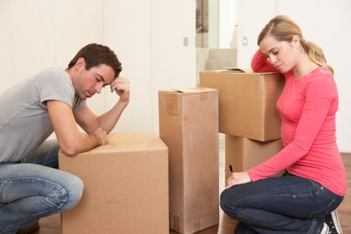 Office packing and furniture dismantling for a commercial move