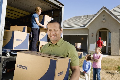 Load-based and cubic-yard quote options for Uxbridge man and van moves